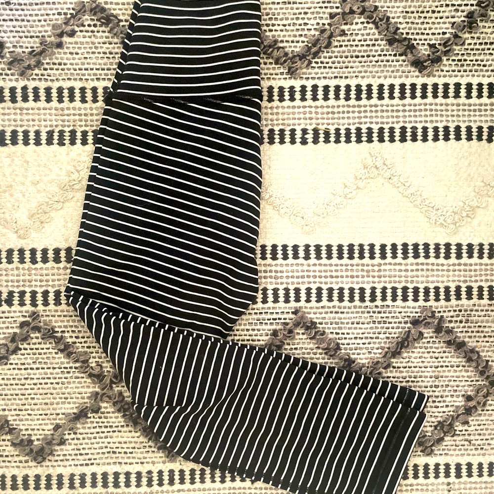 Lululemon Wunder Under High Rise Leggings Sz 6